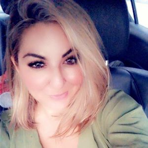 Meet your Posher, Denise